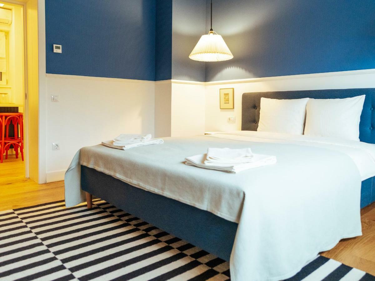 Boutique Luxury Flats - La Casa Di Dolce Vita Bukares Bagian luar foto